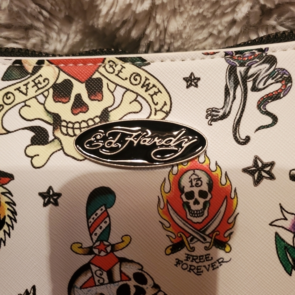 New Ed Hardy White Shoulder Y2K Crossbody Bag Tattoo Skull Love Kills Slowly - Picture 6 of 7